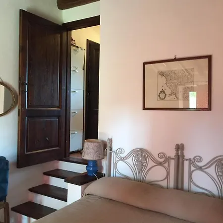 Torricelle: Tuscan Retreat With Infinity Pool And Sea View Villa *