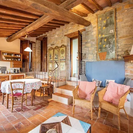 Torricelle: Tuscan Retreat With Infinity Pool And Sea View Pancole