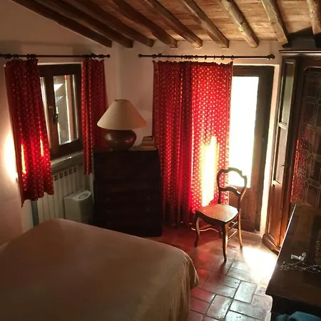 Podere Torricelle 69b Gr, Seaview Infinity Pool, Jacuzzi, Sauna, Exclusive With 2 Bedrooms For 4 - If Total 5 Or 6 People There Is An Independent In Main With Private Ensuite Bathroom, Kitchenette And Garden Dining Area Pancole