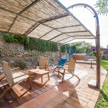 Podere Torricelle 69b Gr, Seaview Infinity Pool, Jacuzzi, Sauna, Exclusive With 2 Bedrooms For 4 - If Total 5 Or 6 People There Is An Independent In Main With Private Ensuite Bathroom, Kitchenette And Garden Dining Area