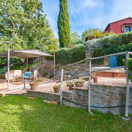 Podere Torricelle 69b Gr, Seaview Infinity Pool, Jacuzzi, Sauna, Exclusive With 2 Bedrooms For 4 - If Total 5 Or 6 People There Is An Independent In Main With Private Ensuite Bathroom, Kitchenette And Garden Dining Area Pancole