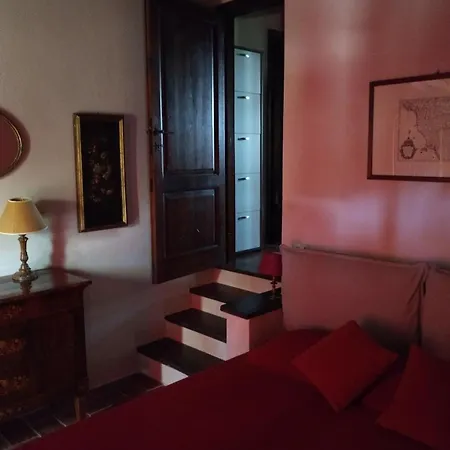 Podere Torricelle 69b Gr, Seaview Infinity Pool, Jacuzzi, Sauna, Exclusive With 2 Bedrooms For 4 - If Total 5 Or 6 People There Is An Independent In Main With Private Ensuite Bathroom, Kitchenette And Garden Dining Area *
