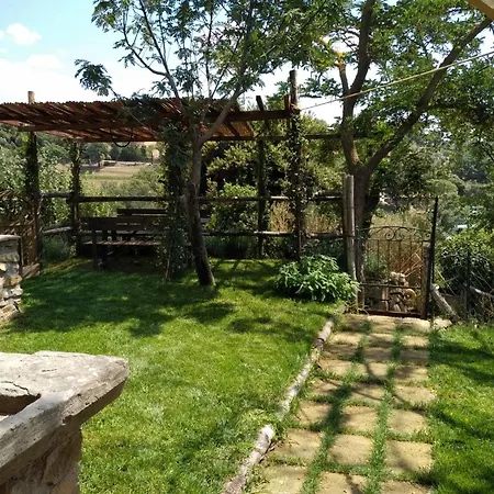 Podere Torricelle 69b Gr, Seaview Infinity Pool, Jacuzzi, Sauna, Exclusive With 2 Bedrooms For 4 - If Total 5 Or 6 People There Is An Independent In Main With Private Ensuite Bathroom, Kitchenette And Garden Dining Area Villa