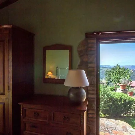Villa Torricelle: Tuscan Retreat With Infinity Pool And Sea View