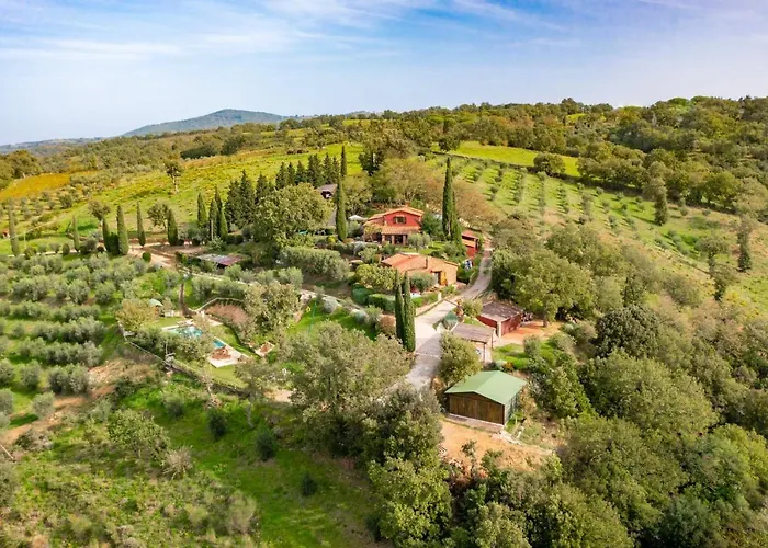 Villa Podere Torricelle 69b Gr, Seaview Infinity Pool, Jacuzzi, Sauna, Exclusive With 2 Bedrooms For 4 - If Total 5 Or 6 People There Is An Independent In Main With Private Ensuite Bathroom, Kitchenette And Garden Dining Area