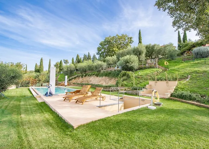 Podere Torricelle 69b Gr, Seaview Infinity Pool, Jacuzzi, Sauna, Exclusive With 2 Bedrooms For 4 - If Total 5 Or 6 People There Is An Independent In Main With Private Ensuite Bathroom, Kitchenette And Garden Dining Area Villa *