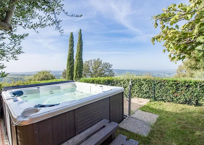 Podere Torricelle 69b Gr, Seaview Infinity Pool, Jacuzzi, Sauna, Exclusive With 2 Bedrooms For 4 - If Total 5 Or 6 People There Is An Independent In Main With Private Ensuite Bathroom, Kitchenette And Garden Dining Area * Pancole