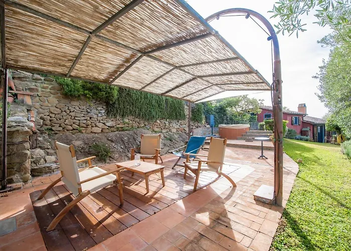 Podere Torricelle 69b Gr, Seaview Infinity Pool, Jacuzzi, Sauna, Exclusive With 2 Bedrooms For 4 - If Total 5 Or 6 People There Is An Independent In Main With Private Ensuite Bathroom, Kitchenette And Garden Dining Area
