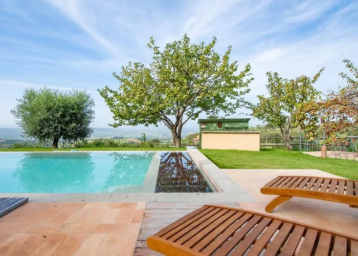 Podere Torricelle 69b Gr, Seaview Infinity Pool, Jacuzzi, Sauna, Exclusive With 2 Bedrooms For 4 - If Total 5 Or 6 People There Is An Independent In Main With Private Ensuite Bathroom, Kitchenette And Garden Dining Area Villa *