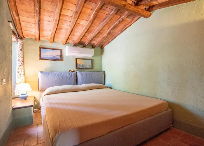Podere Torricelle 69b Gr, Seaview Infinity Pool, Jacuzzi, Sauna, Exclusive With 2 Bedrooms For 4 - If Total 5 Or 6 People There Is An Independent In Main With Private Ensuite Bathroom, Kitchenette And Garden Dining Area Villa Pancole