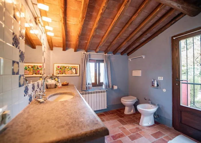 Podere Torricelle 69b Gr, Seaview Infinity Pool, Jacuzzi, Sauna, Exclusive With 2 Bedrooms For 4 - If Total 5 Or 6 People There Is An Independent In Main With Private Ensuite Bathroom, Kitchenette And Garden Dining Area *