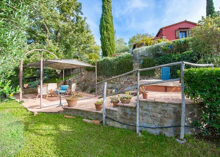 Podere Torricelle 69b Gr, Seaview Infinity Pool, Jacuzzi, Sauna, Exclusive With 2 Bedrooms For 4 - If Total 5 Or 6 People There Is An Independent In Main With Private Ensuite Bathroom, Kitchenette And Garden Dining Area Pancole