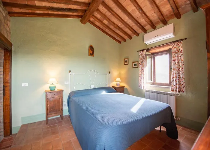 Villa Podere Torricelle 69b Gr, Seaview Infinity Pool, Jacuzzi, Sauna, Exclusive With 2 Bedrooms For 4 - If Total 5 Or 6 People There Is An Independent In Main With Private Ensuite Bathroom, Kitchenette And Garden Dining Area Pancole
