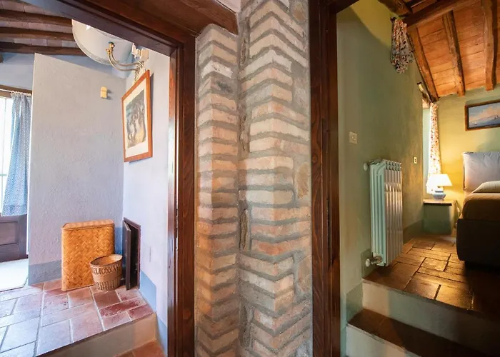 Podere Torricelle 69b Gr, Seaview Infinity Pool, Jacuzzi, Sauna, Exclusive With 2 Bedrooms For 4 - If Total 5 Or 6 People There Is An Independent In Main With Private Ensuite Bathroom, Kitchenette And Garden Dining Area *