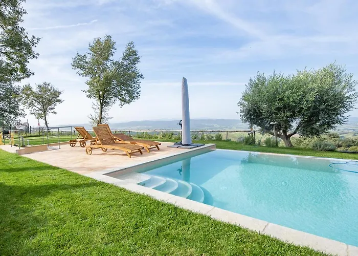 Podere Torricelle 69b Gr, Seaview Infinity Pool, Jacuzzi, Sauna, Exclusive With 2 Bedrooms For 4 - If Total 5 Or 6 People There Is An Independent In Main With Private Ensuite Bathroom, Kitchenette And Garden Dining Area Villa