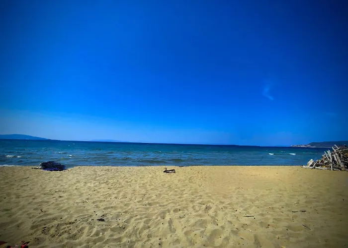 Podere Torricelle 69b Gr, Seaview Infinity Pool, Jacuzzi, Sauna, Exclusive With 2 Bedrooms For 4 - If Total 5 Or 6 People There Is An Independent In Main With Private Ensuite Bathroom, Kitchenette And Garden Dining Area